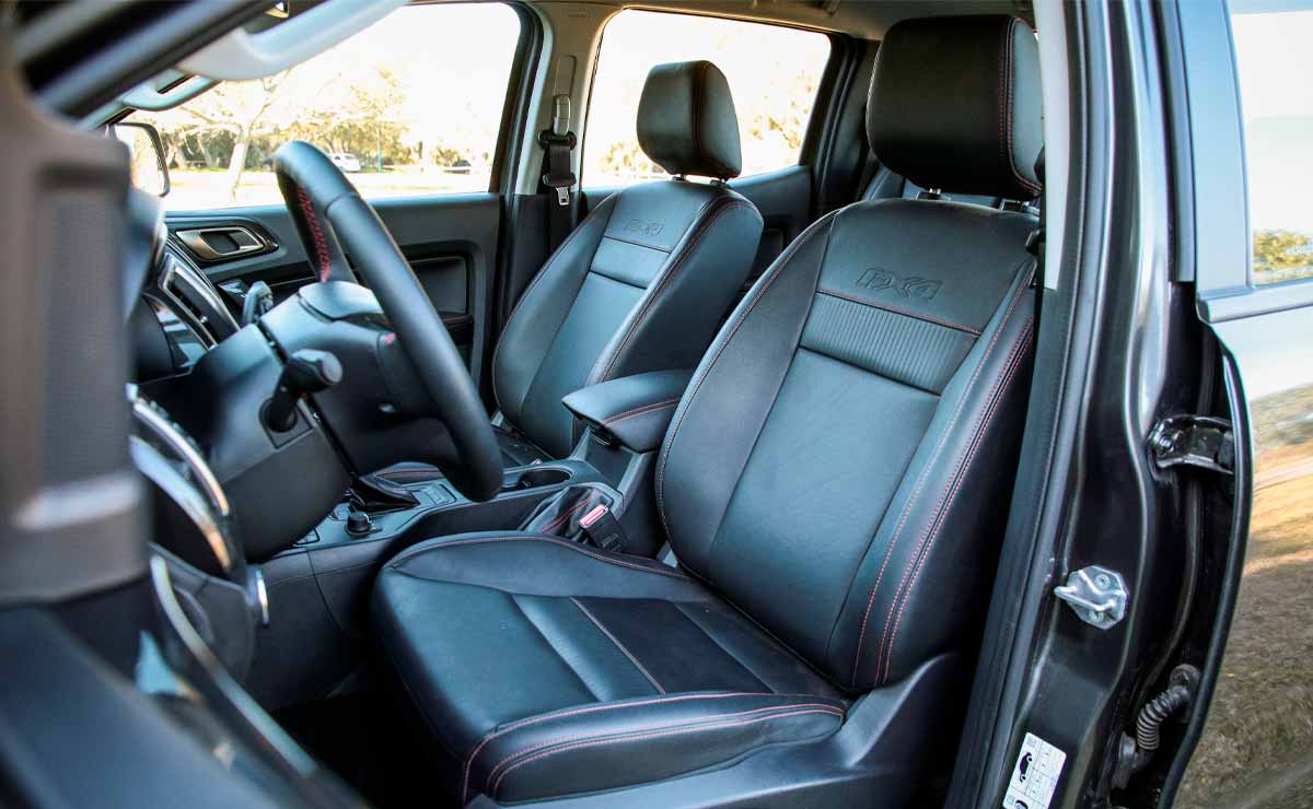Ford-Ranger-FX4-Interior