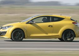 Renault Megane RS perfil