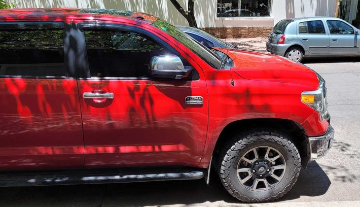 Toyota Tundra perfil