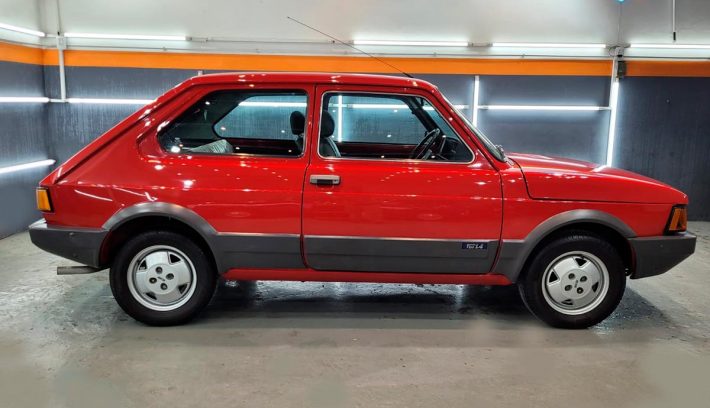 Fiat 147 Vivace perfil