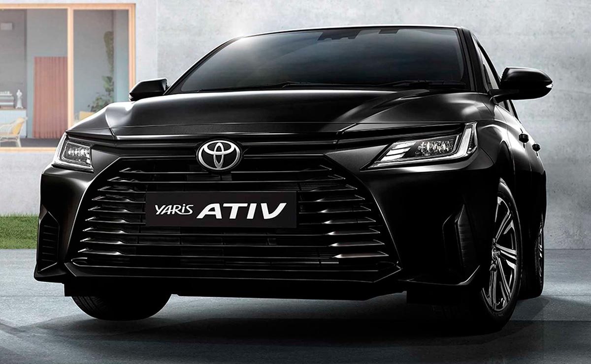 Toyota Yaris Ativ trompa