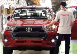 Toyota razones destacada