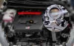 Detalle de la válvula IAC en un motor