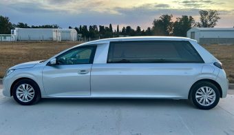 Peugeot 208 coche fúnebre perfil
