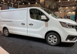 Renault-Trafic-E-tech-perfil