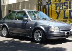 Ford Escort RS frente