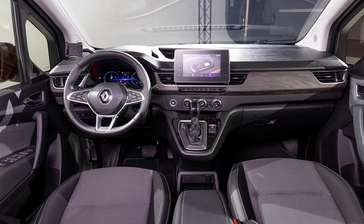 Renault Kangoo E-Tech interior