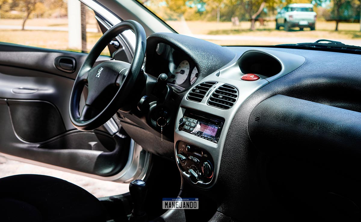 Peugeot 206 0km interior
