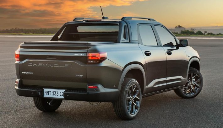 Chevrolet Montana trasera