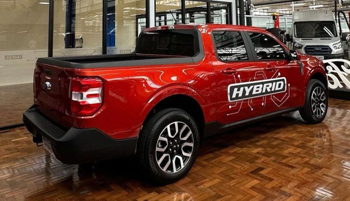 Ford Maverick Hybrid perfil