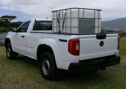 Nueva Volkswagen Amarok cabina simple trasera