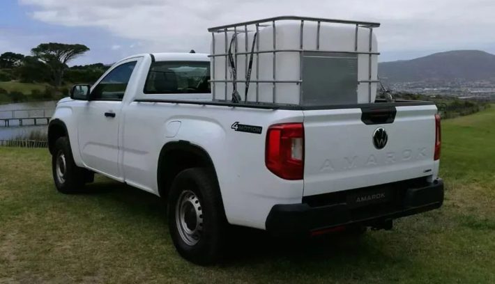 Nueva Volkswagen Amarok cabina simple trasera
