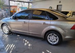 Ford Focus 2008 Lateral