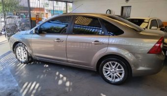 Ford Focus 2008 Lateral