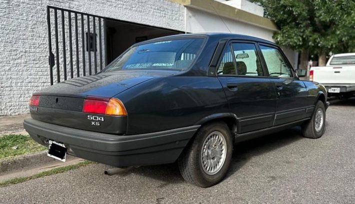 Peugeot 504 XS trasera