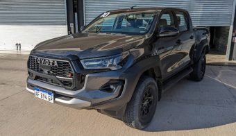 Toyota HIlux GR Sport 4 (2)