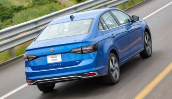 Volkswagen Virtus trasera