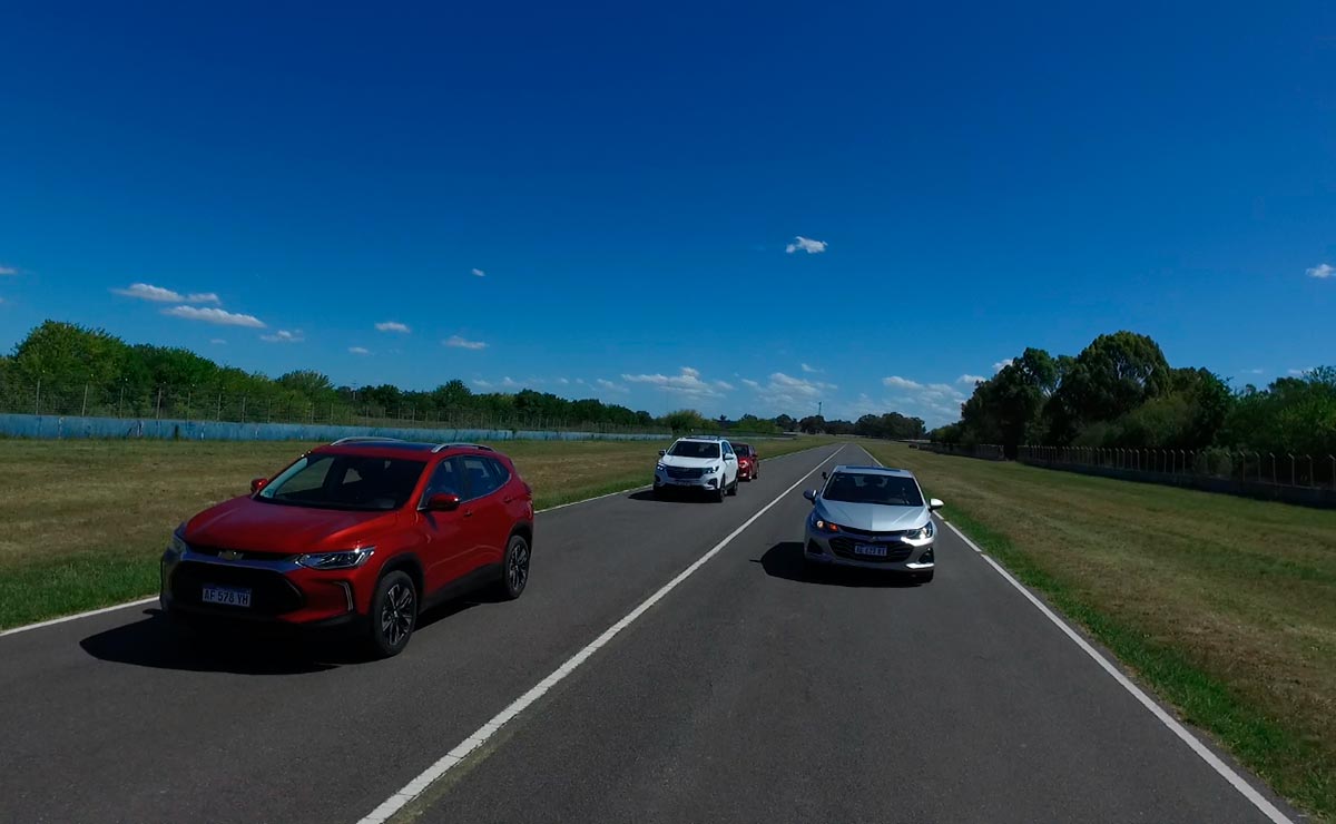 Chevrolet Cruze Master Test sobrepaso con carga