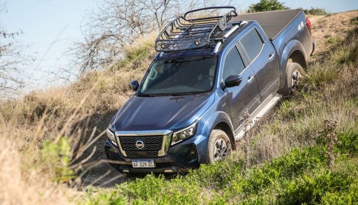 Nissan Frontier Platinum (18)
