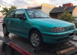 Volkswagen Gol GLI frente