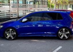 Volkswagen Golf R perfil