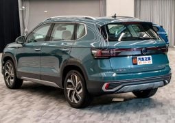 Volkswagen Tharu trasera