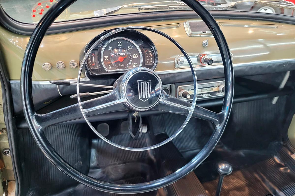 Fiat 600 1968 interior