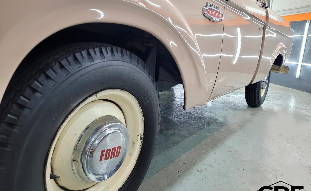 Ford F100 1966 rueda