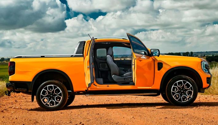 Ford Ranger supercab perfil