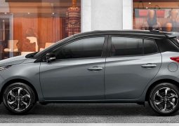 Toyota Yaris 2023 perfil