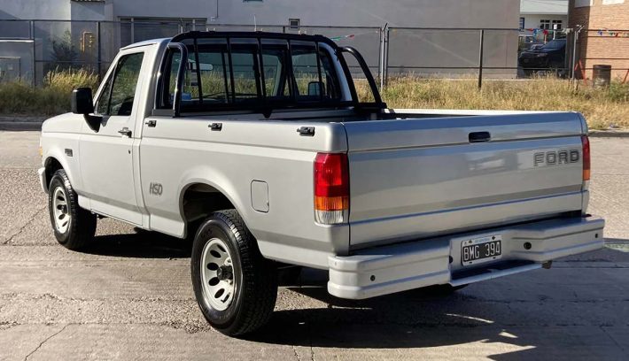 Ford F100 1997 trasera
