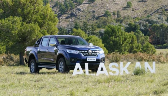 Renault Alaskan Intens AT (2)