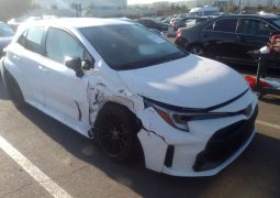 Toyota GR Corolla chocado frente