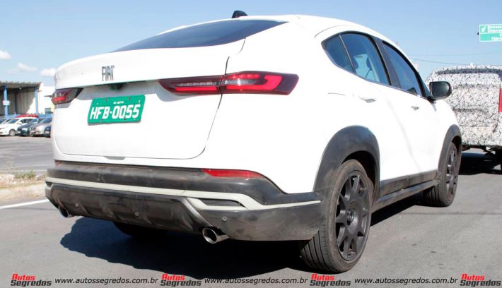Fiat Fastback Abarth trasera