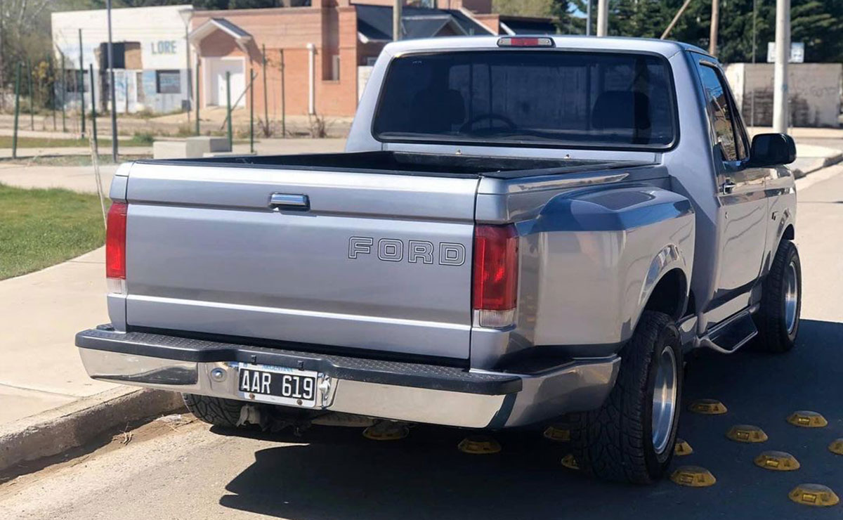 Ford F-150 Tail FlareSide 1