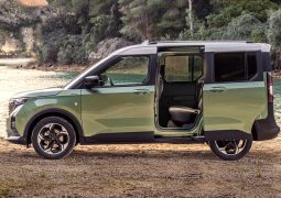 Ford Tourneo Courier perfil