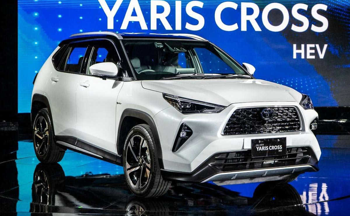 Toyota Yaris Cross frente
