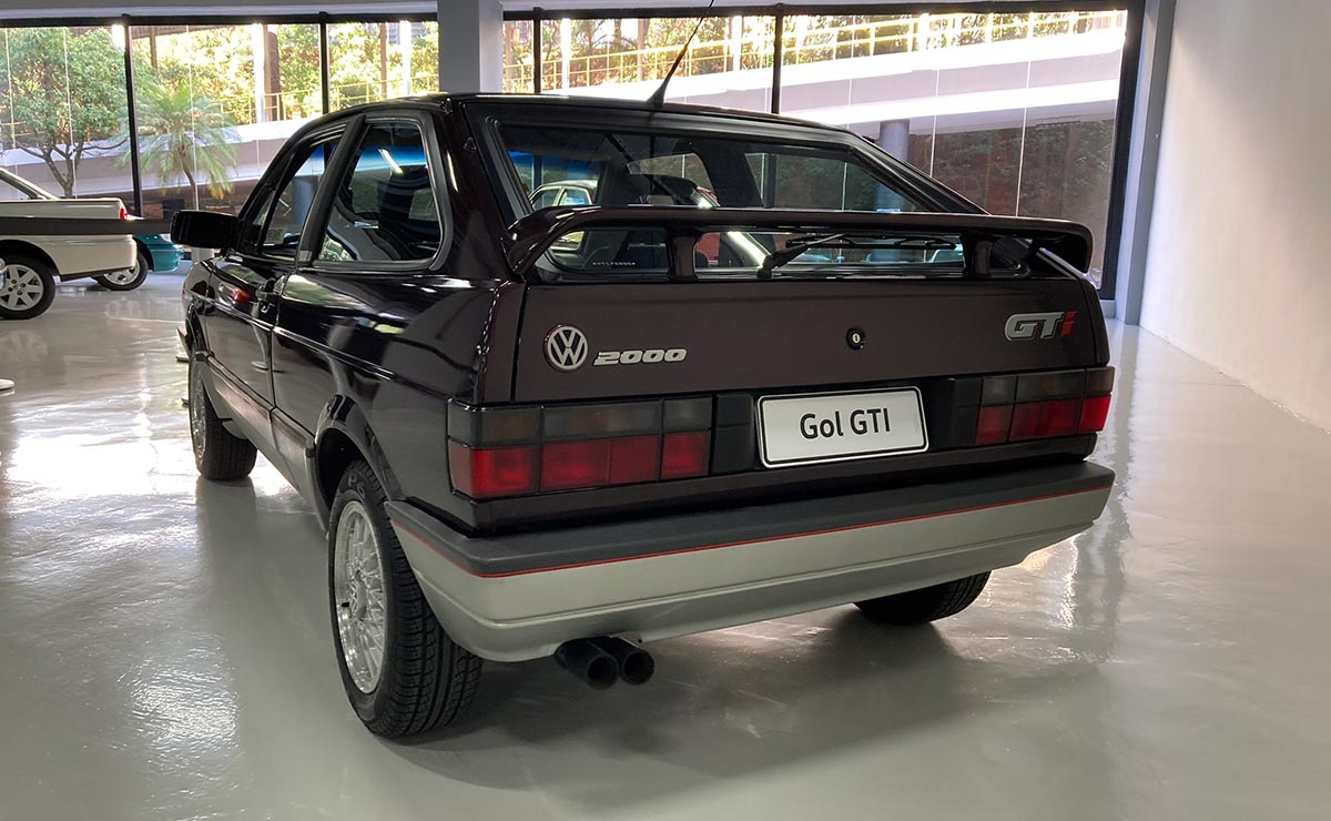 Volkswagen Gol GTI museo trasera