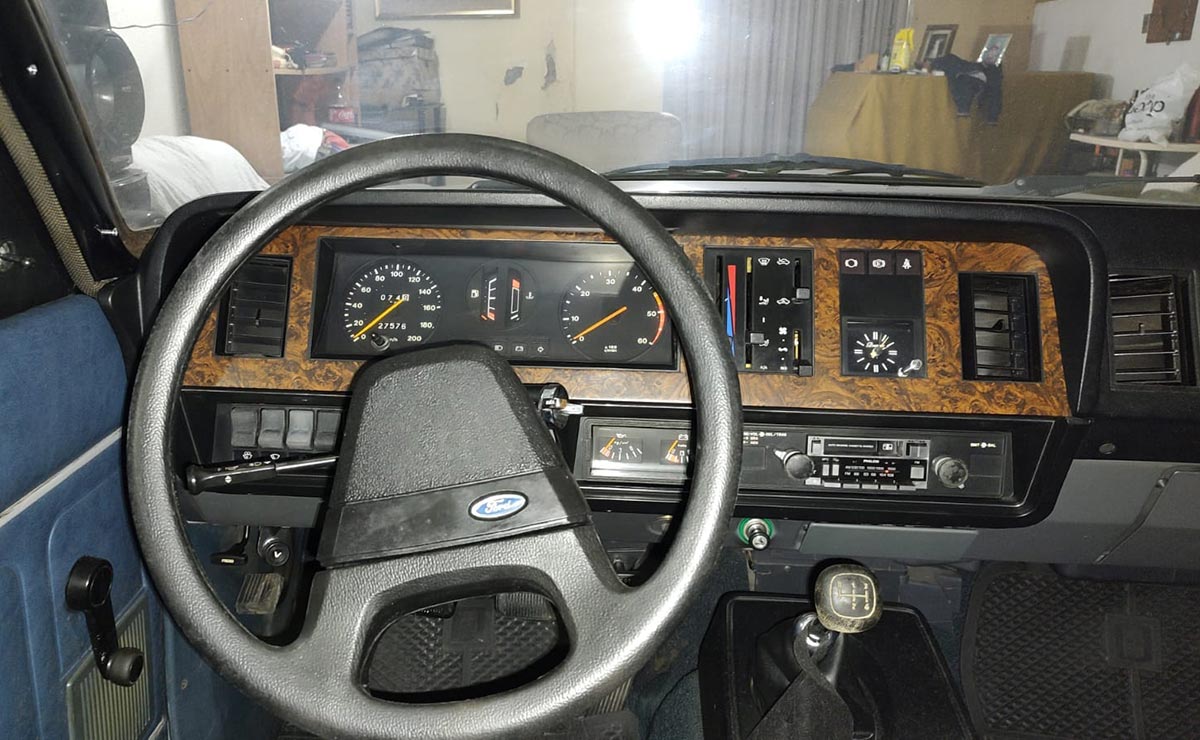 Ford Falcon Ghia interior