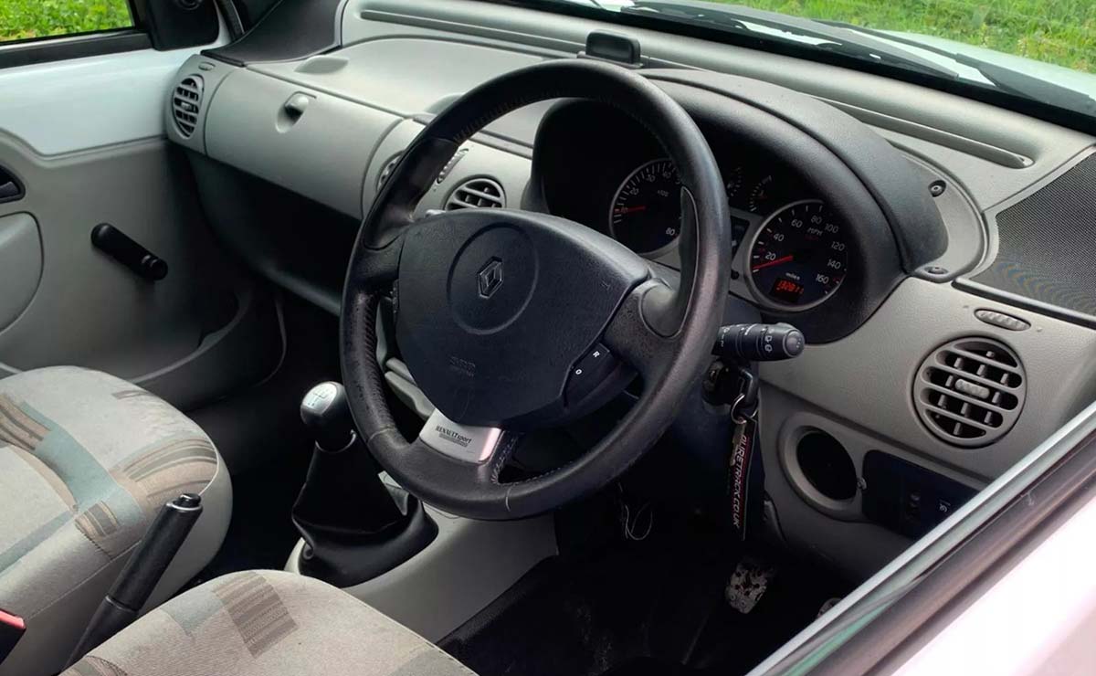 Renault Kangoo RS interior
