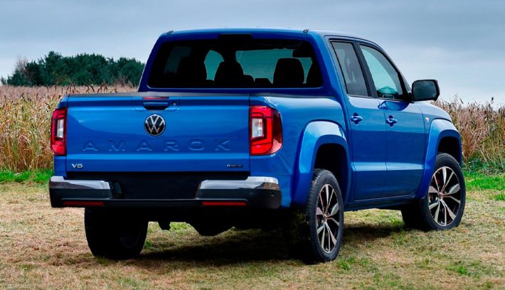 Volkswagen Amarok 2024 trasera