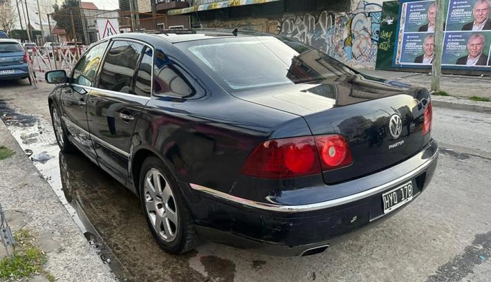 Volkswagen Phaeton trasera