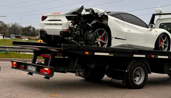 Ferrari chocada