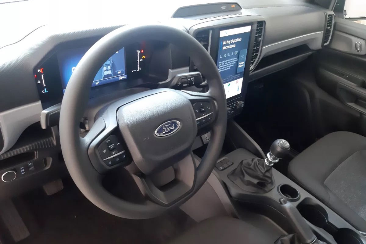 Ford Ranger XL interior