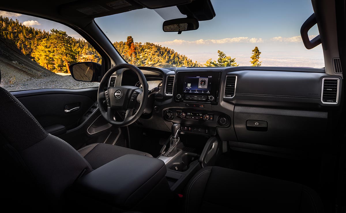 Nissan Frontier Hardbody interior