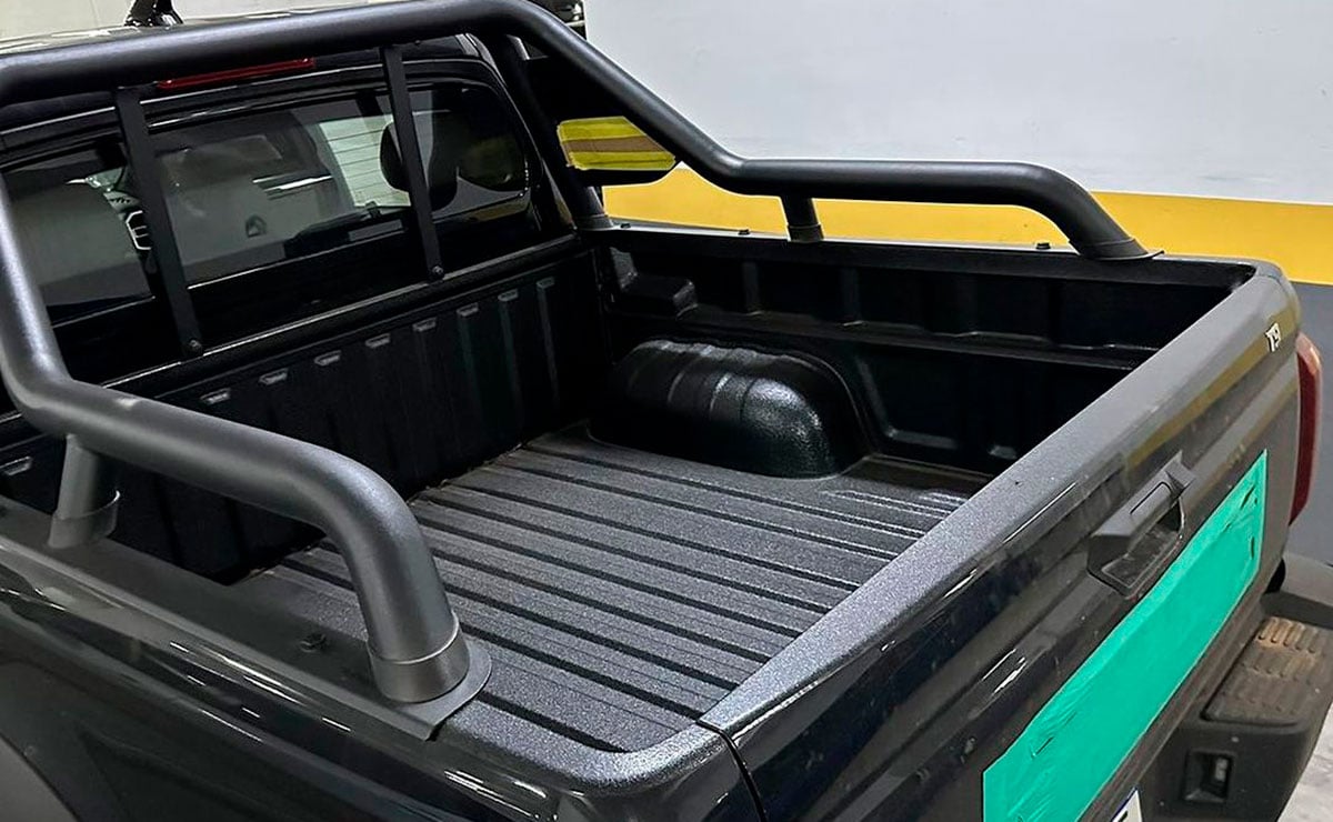 Pick up Jac T9 Hunter caja