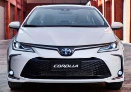 Toyota Corolla 2024 trompa 1