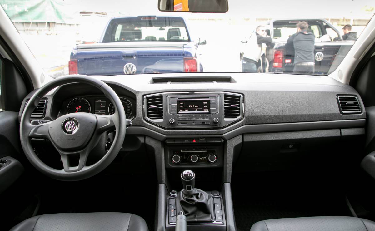 Volkswagen Amarok Trendline Interior