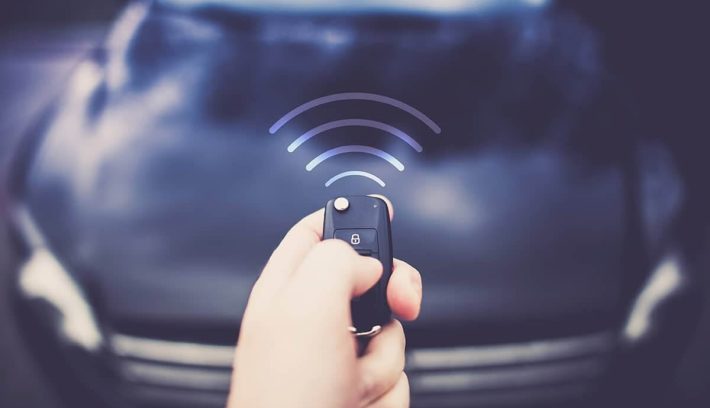 Cómo instalar alarmas para autos