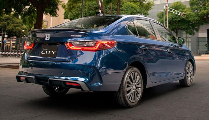 Honda City trasera
